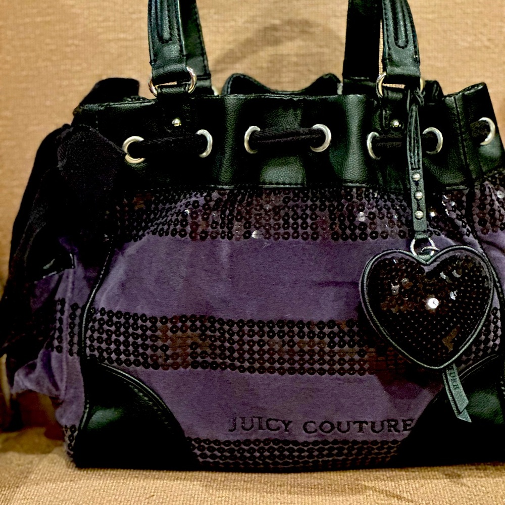 NWOT vintage Juicy couture black daydreamer.  Never used